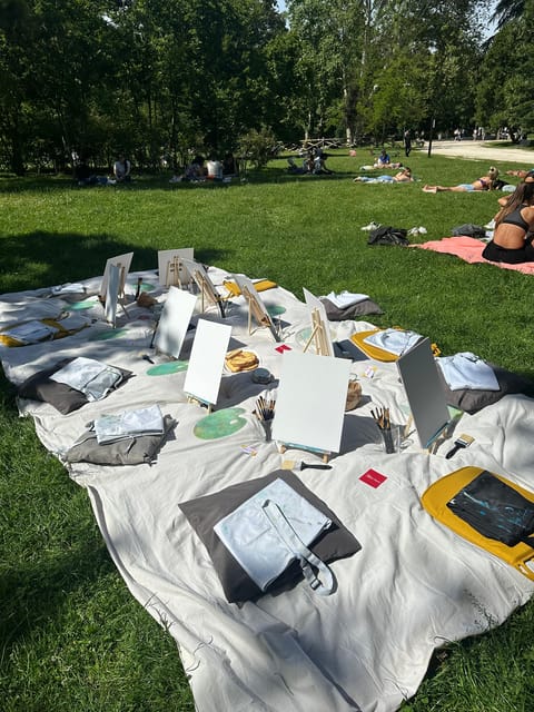 Dipingi e sorseggia al parco!