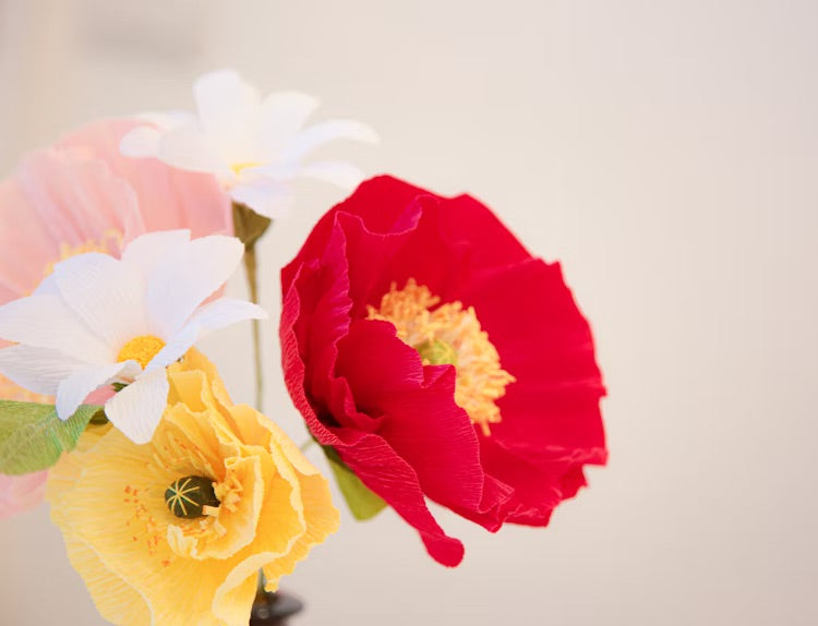 Create your own bouquet… out of paper!