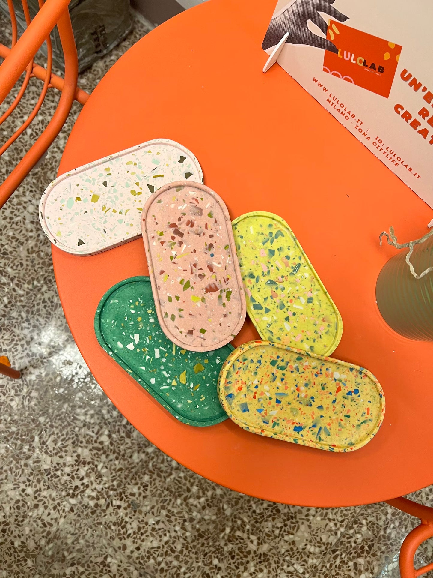Crea il tuo portacandele / vassoio in ecoresina Terrazzo