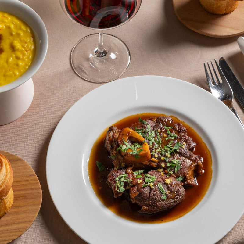 Conosci i grandi piatti di carne della tradizione milanese in una cucina d'Autore