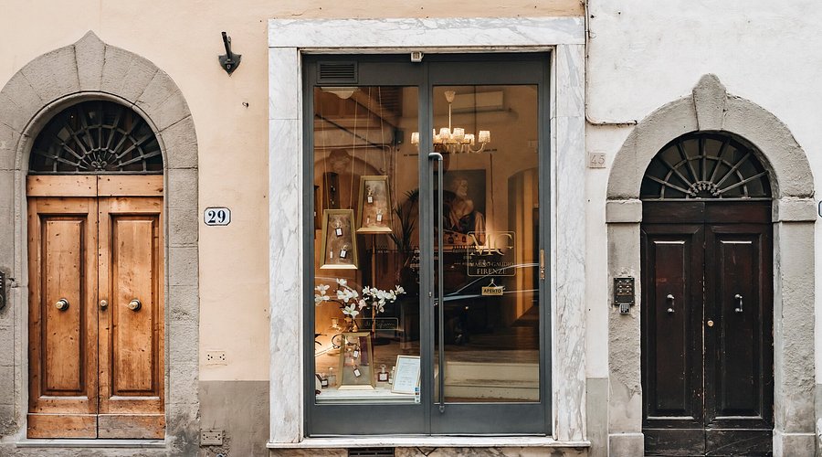 Esplora l'officina di un naso profumiere insieme al tuo gruppo