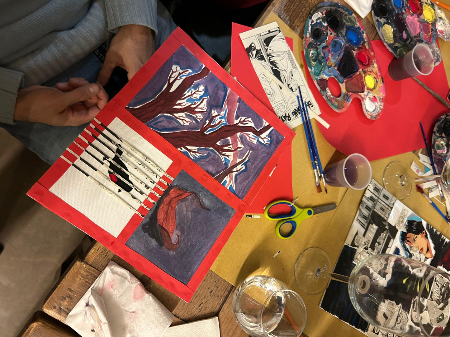 Create your artistic collage with an aperitif at a wine bar in Milan