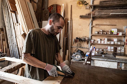 Componi il tuo vassoio con materiali riciclati