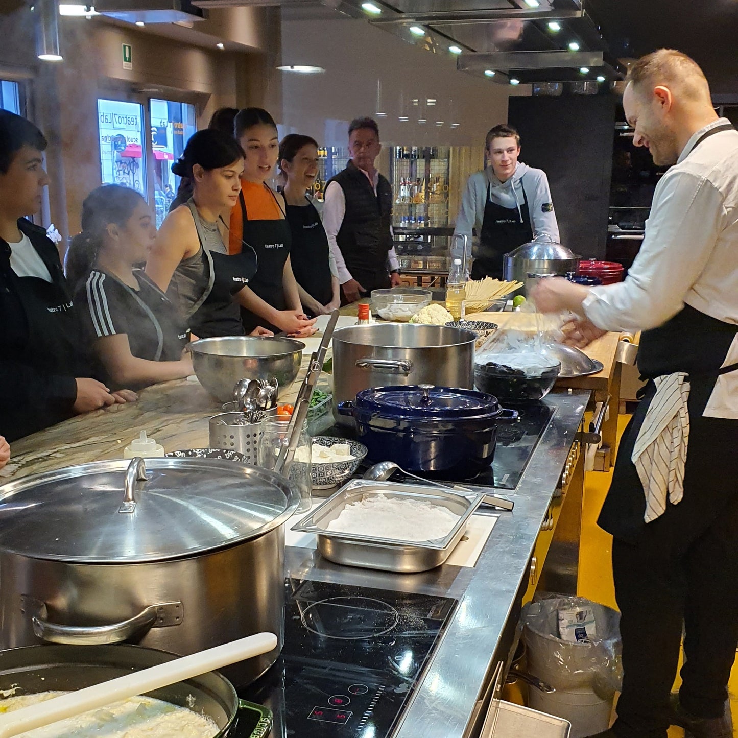 Learn the secrets of regional Italian cuisine in a cooking class in Milan