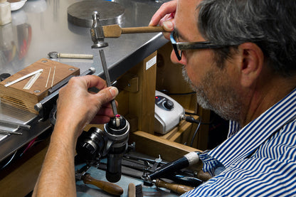 Forge your ring in an ancient Venetian goldsmith's shop