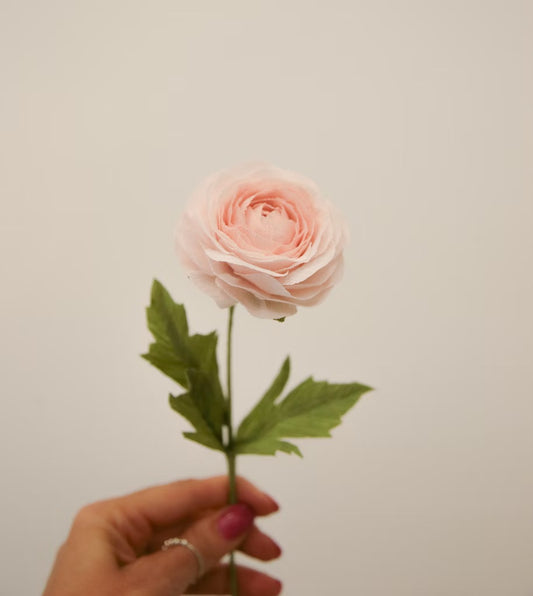Crea il tuo bouquet… di carta!