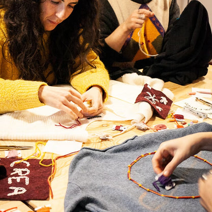 Learn to embroider and recycle clothes you no longer like