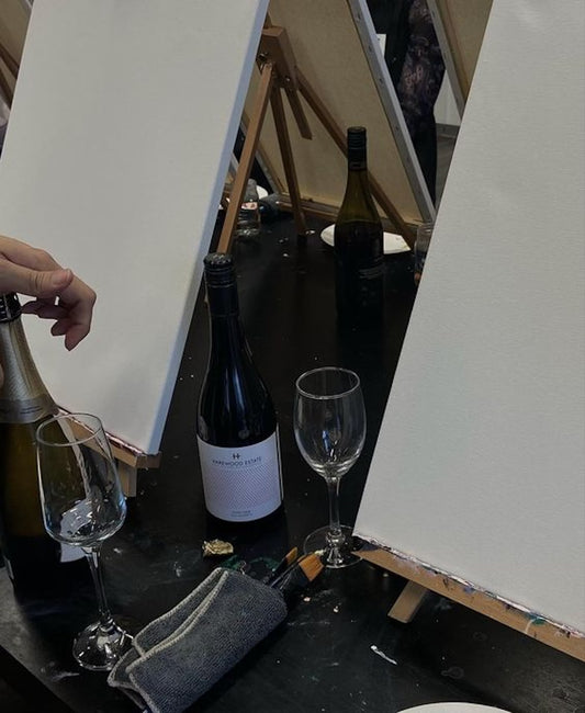 Crea un Dipinto tra Arte e Vino