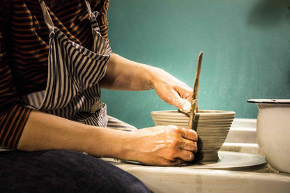 Crea un oggetto in argilla