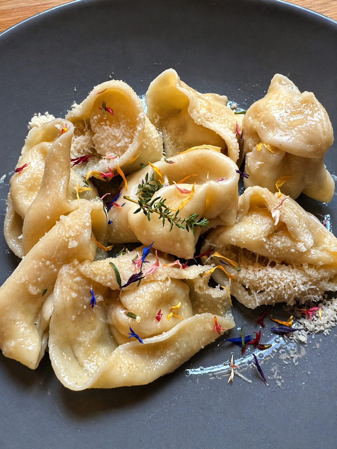 Discover Italian cuisine with a fresh pasta and risotto workshop in the center of Milan