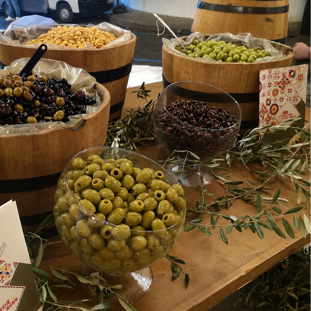 Scopri l'olio extravergine della Costiera Amalfitana con degustazione guidata