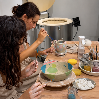 Learn the coiling technique in an elegant ceramic studio in Milan