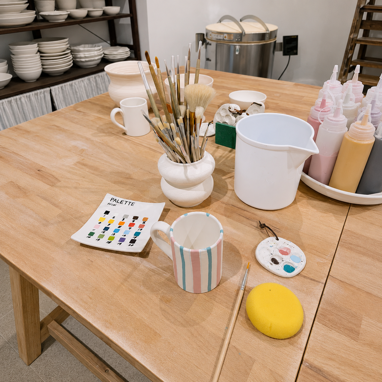 Learn the coiling technique in an elegant ceramic studio in Milan