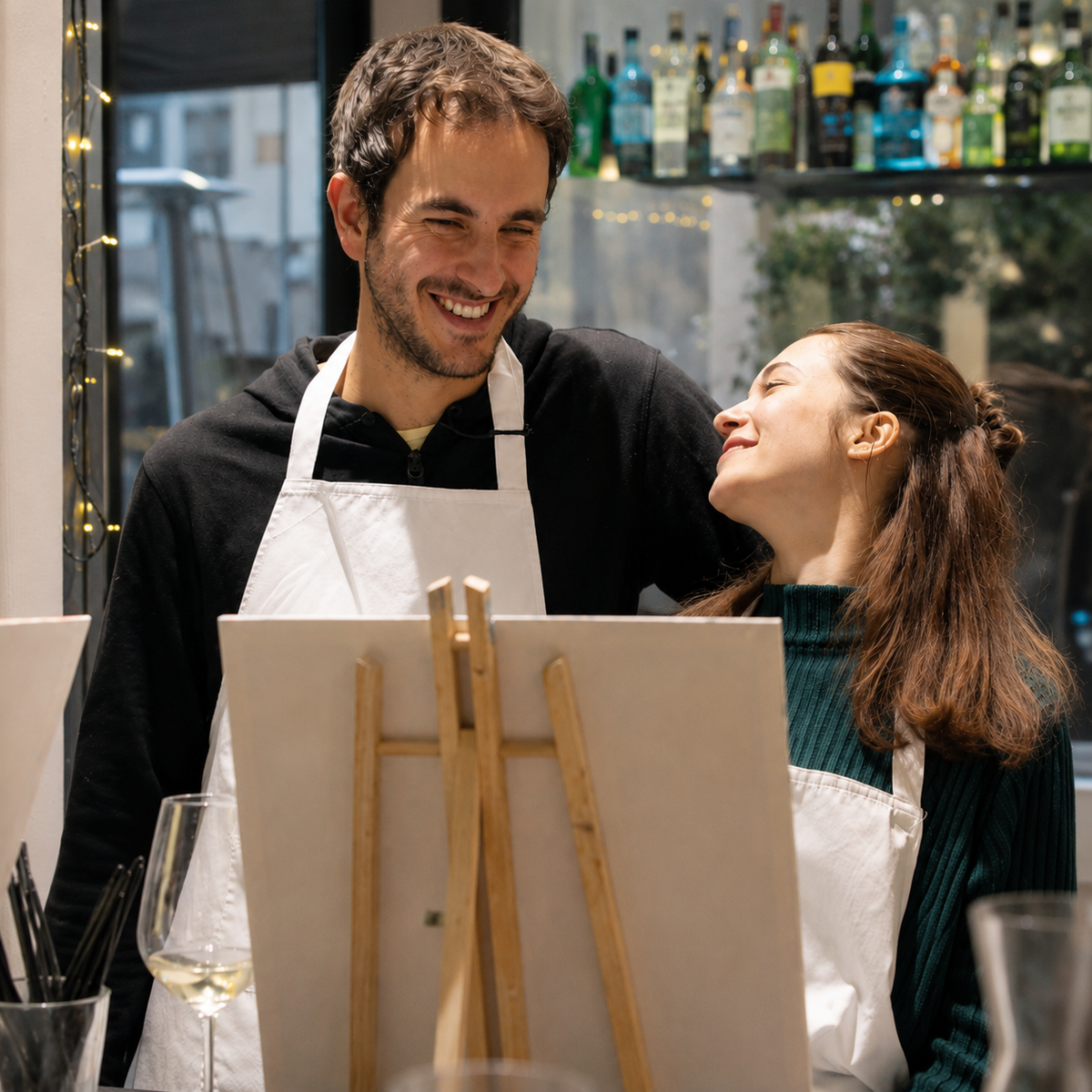 Dipingi il tuo quadro in centro a Milano con aperitivo o tè