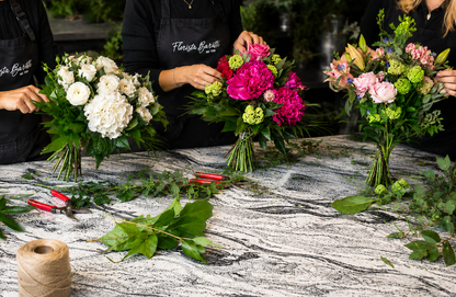 Immergiti nell’arte della composizione floreale tra colori e botanica a Milano