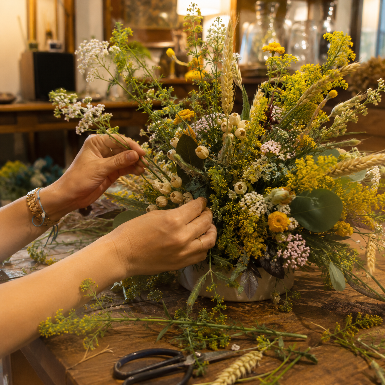 Crea il tuo centrotavola floreale attraverso un workshop botanico a Milano