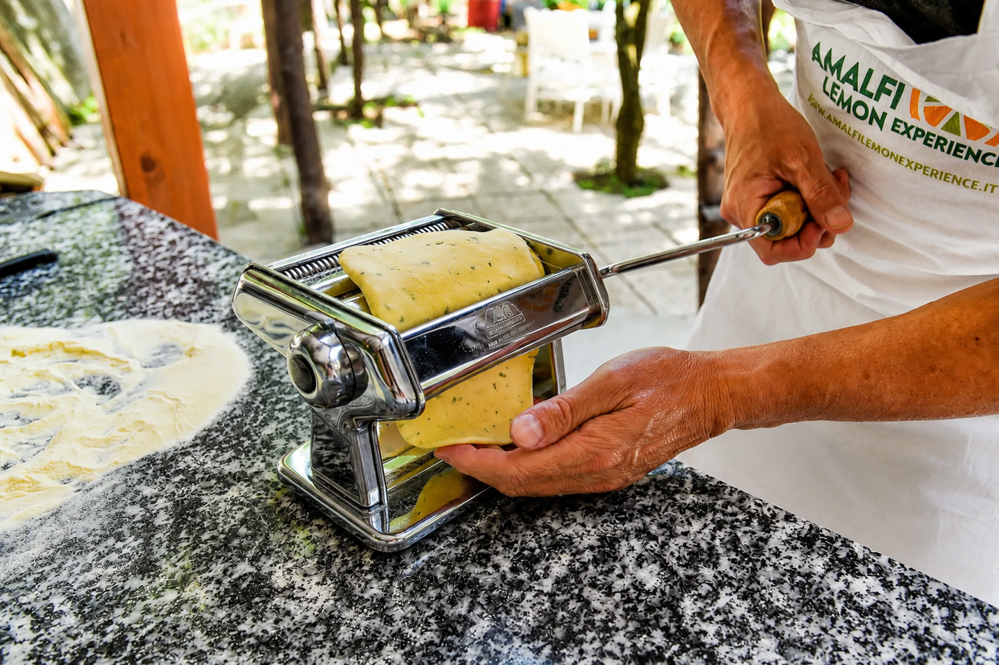 Scopri i limoni di Amalfi con una cooking class di pasta fresca