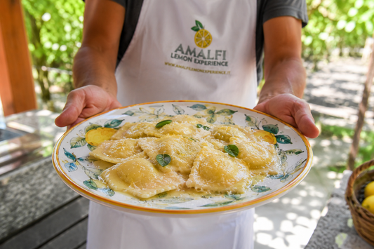 Scopri i limoni di Amalfi con una cooking class di pasta fresca