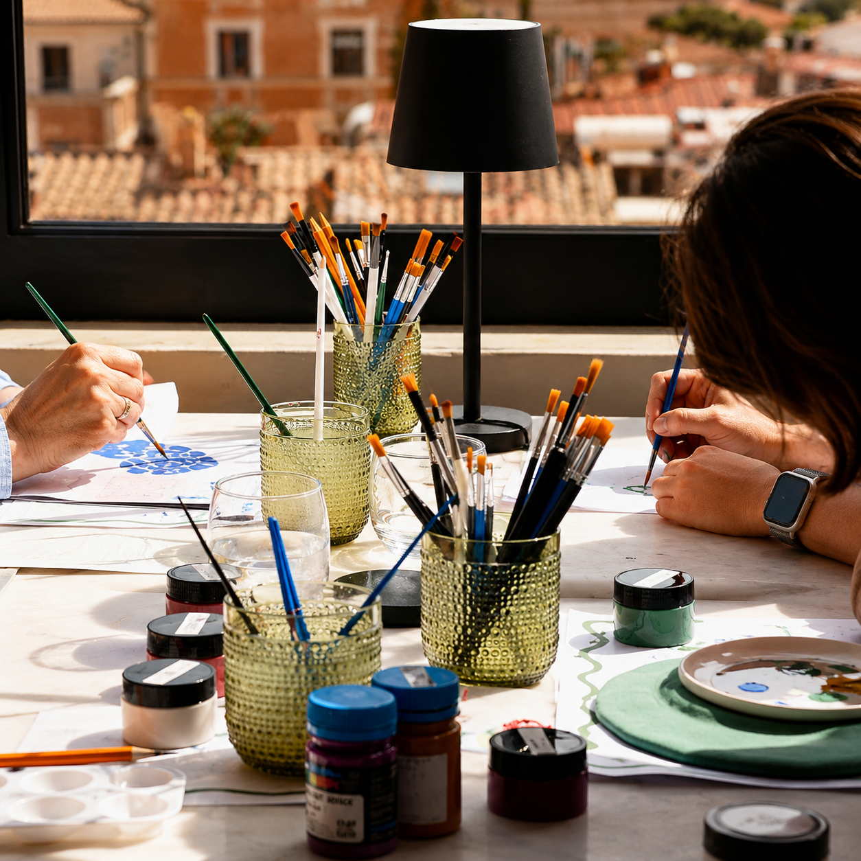 Paint watercolor flowers in an art studio in Rome