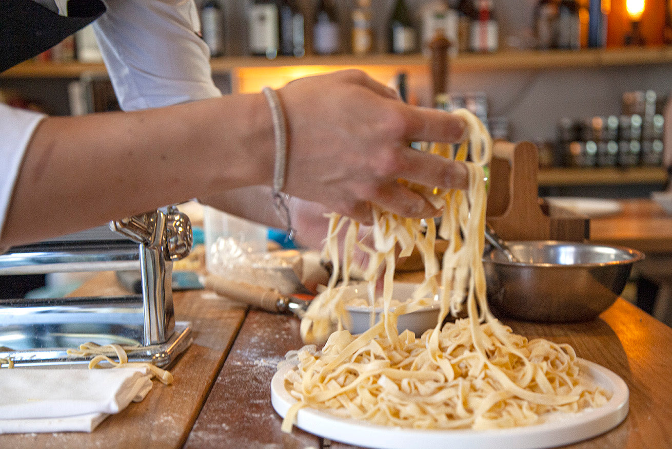 Discover the flavors of Roman cuisine through a cooking class by Roscioli