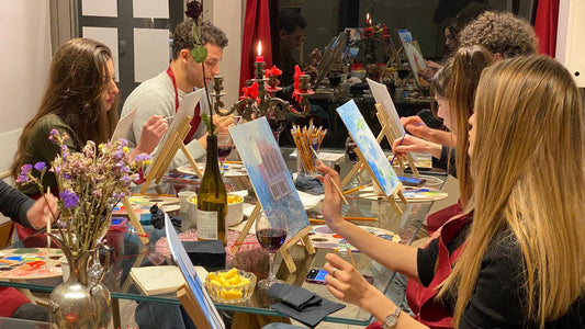 Create your collage of art and wine in a creative studio in Venice