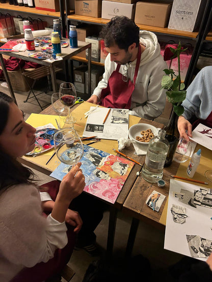 Create your collage of art and wine in a creative studio in Venice