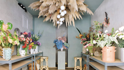 Crea un bouquet con fiori freschi guidato da un florist d’eccezione