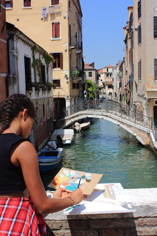 Paint Venice in watercolor en plein air with a local artist