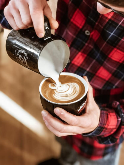 Impara il Latte Art attraverso una classe firmata Accademia Vergnano a Torino