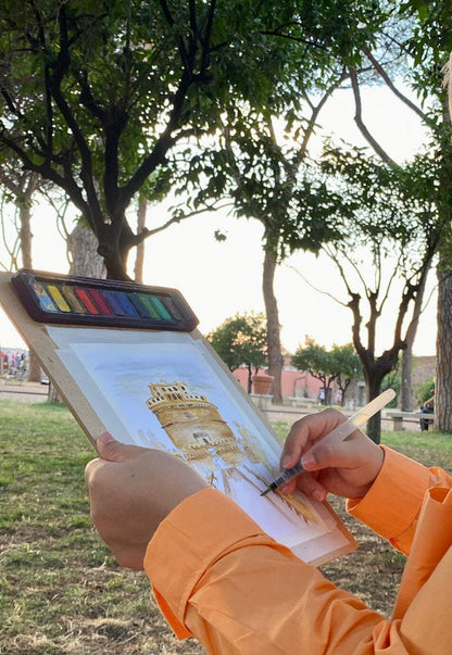 Paint Rome with an artist among urban views and iconic places and visit Castel Sant'Angelo or Villa Farnesina